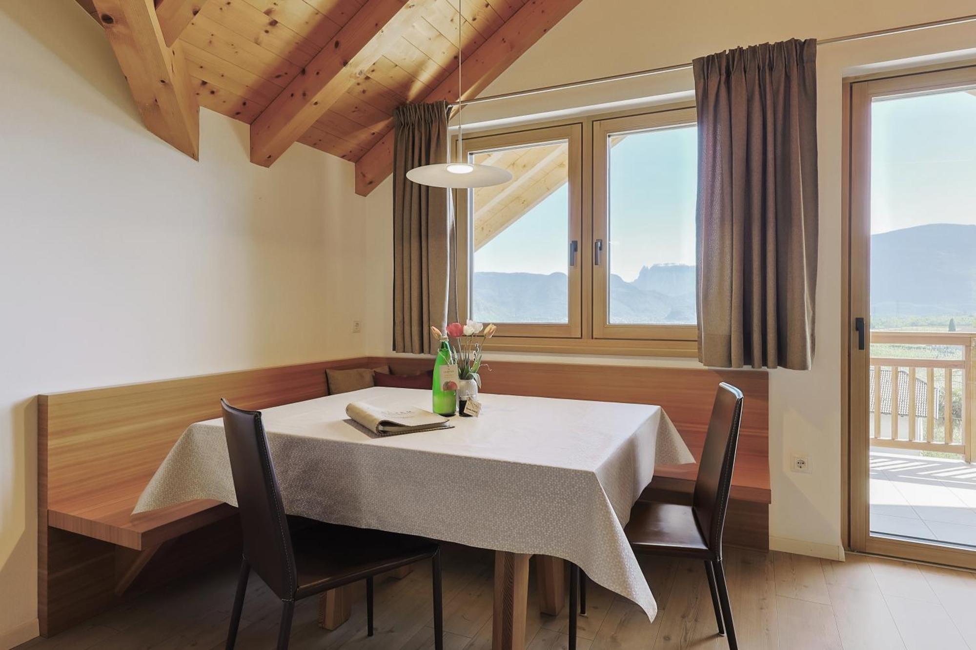 Egarter Apartment Appiano Sulla Strada Del Vino Ngoại thất bức ảnh